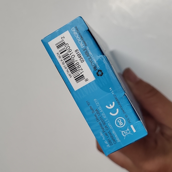 JLab Bluetooth Wireless Ear Buds Black Audio Metal Sweatproof 6 Hours Play NWT - Picture 10 of 15